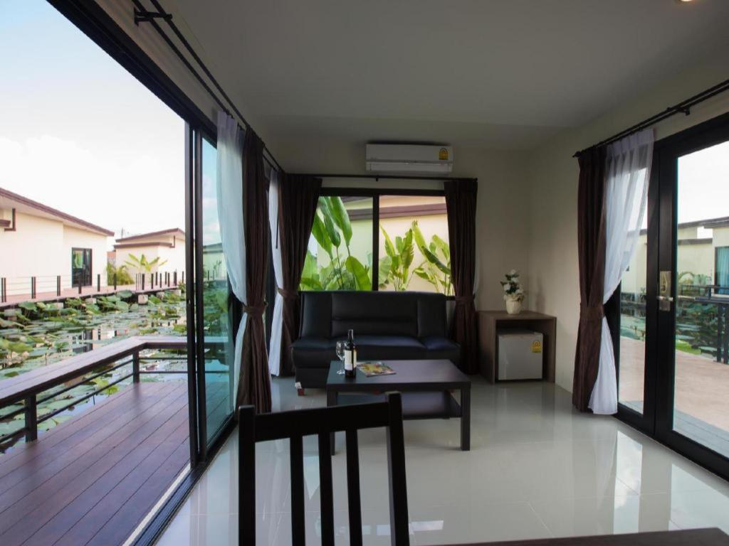 Bua Tara Resort Nongprue Kültér fotó