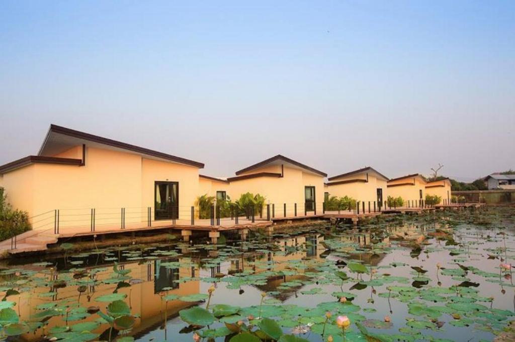 Bua Tara Resort Nongprue Kültér fotó