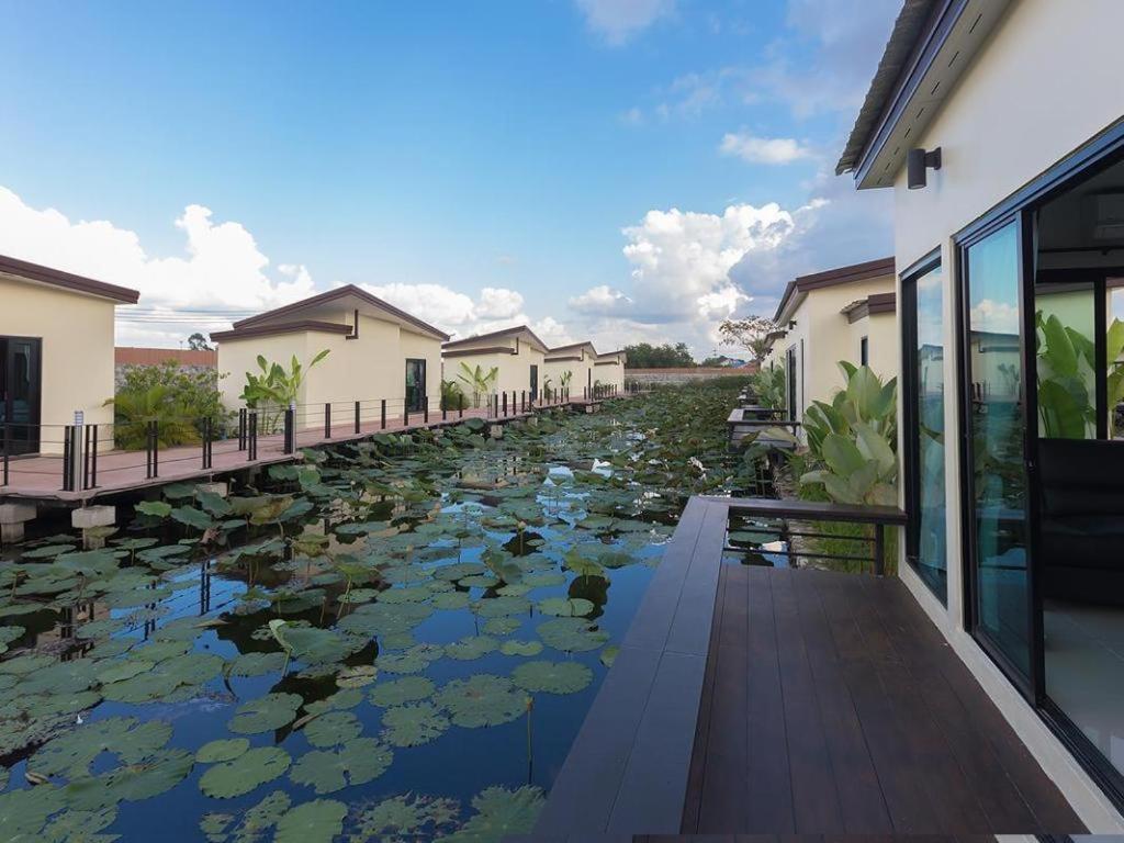 Bua Tara Resort Nongprue Kültér fotó