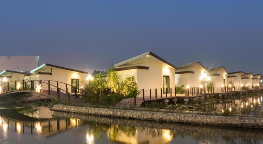 Bua Tara Resort Nongprue Kültér fotó