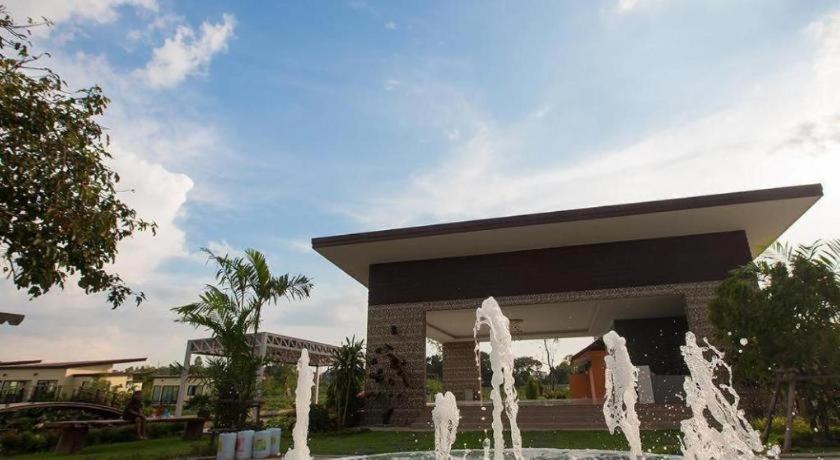 Bua Tara Resort Nongprue Kültér fotó